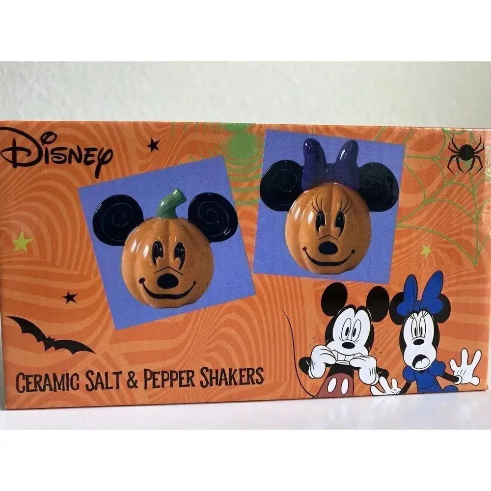 Disney Mickey Mouse And Minnie Mouse Halloween Pumpkin Salt & Pepper Shakers NEW
